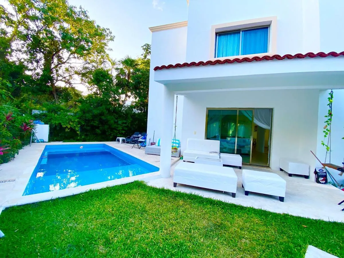 My House 0*, Playa del Carmen Mexico